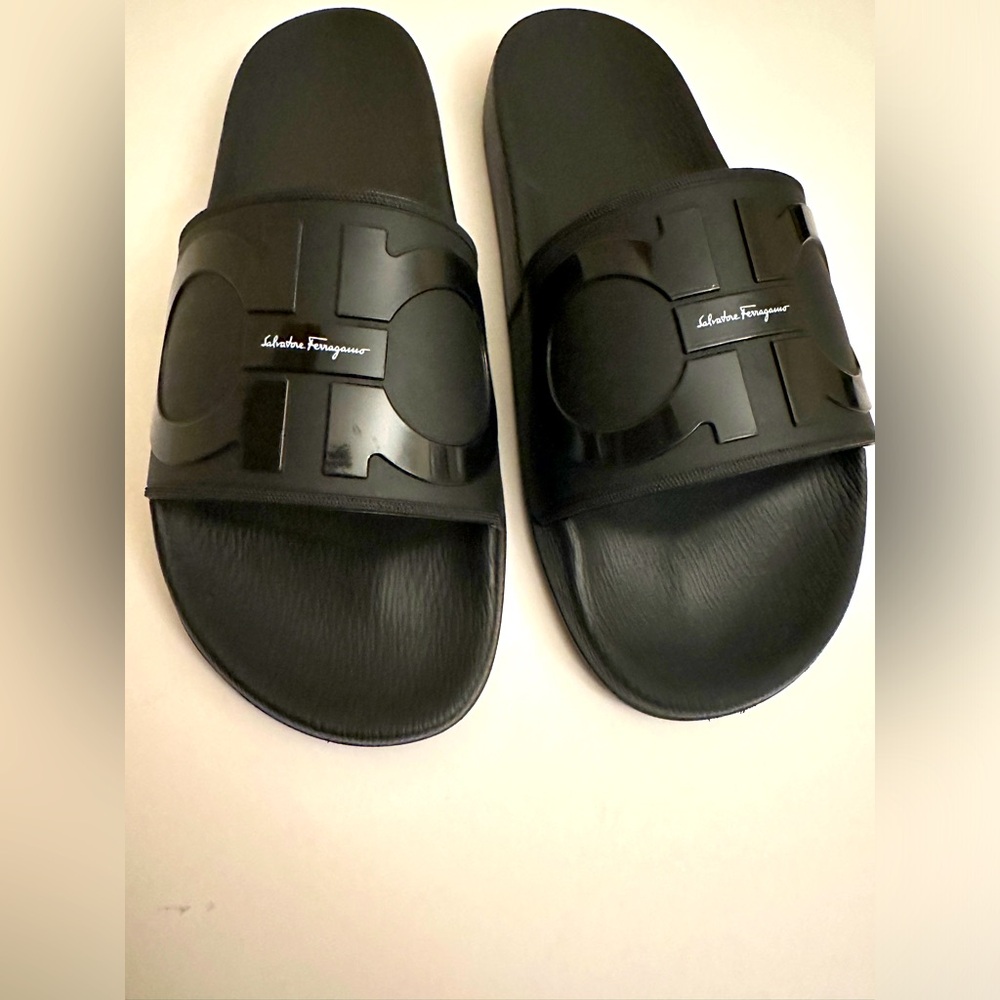 Salvatore Ferragamo*Men’s Slide Sandals*Size 10*Like New!